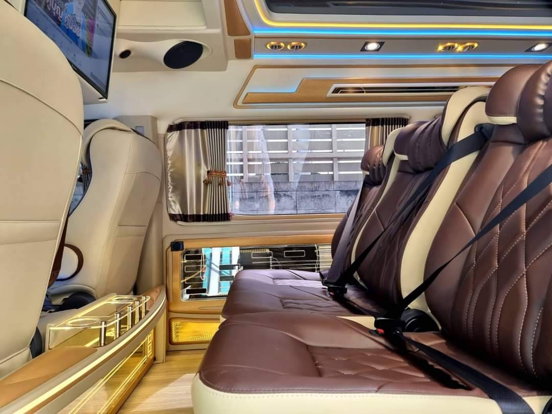 ชุด vip 9 ที่นั่ง โทนสีน้ำตาลครีม