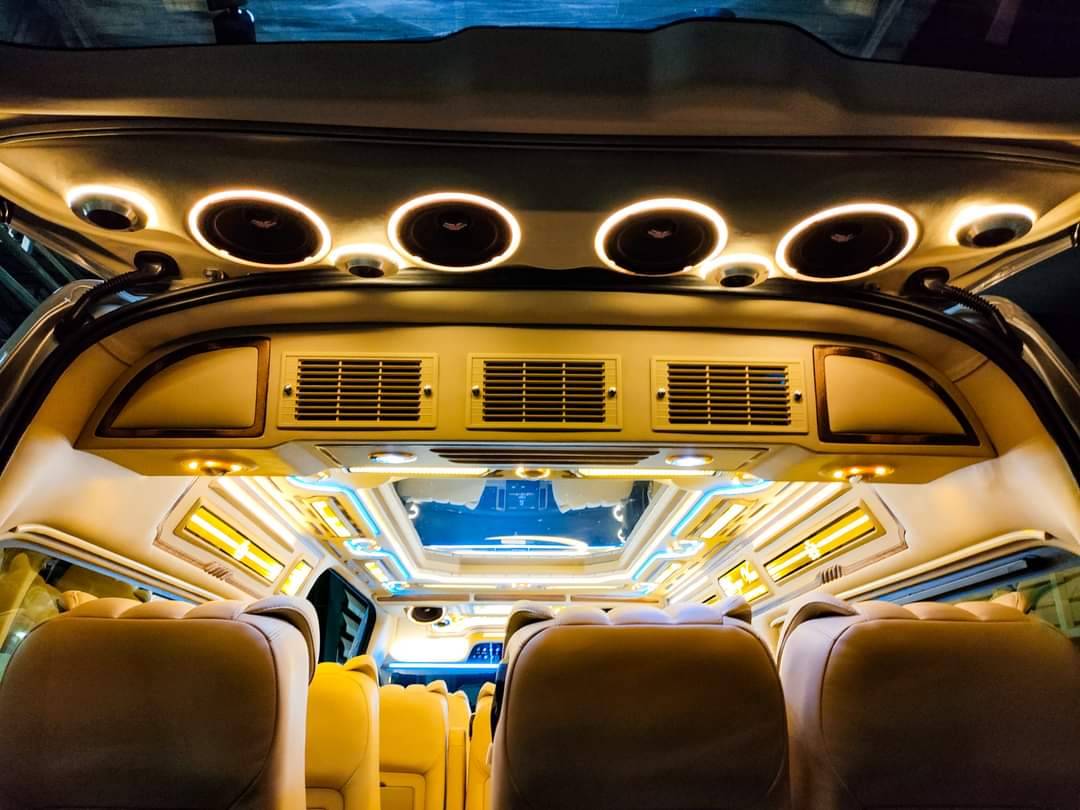 ชุด VIP เบาะ 9 ที่นั่งจดทะเบียนป้ายเหลือง